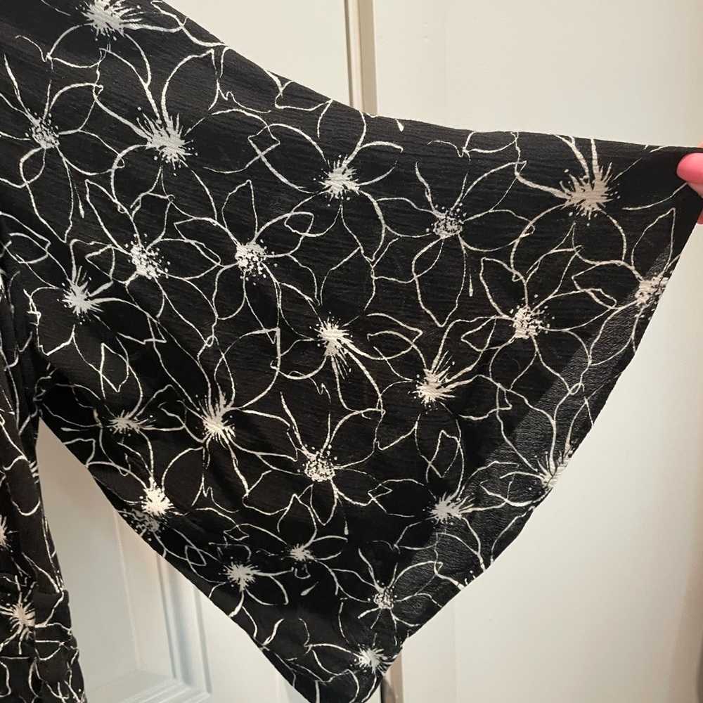 Lane Bryant Black & White Blouse - Picture 4 of 8